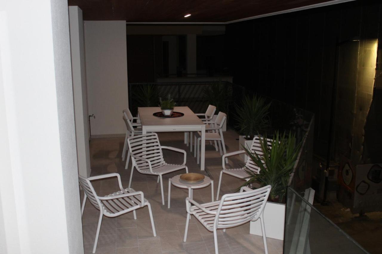 Novatek Apartment 201 Exclusive Pescara Exteriér fotografie